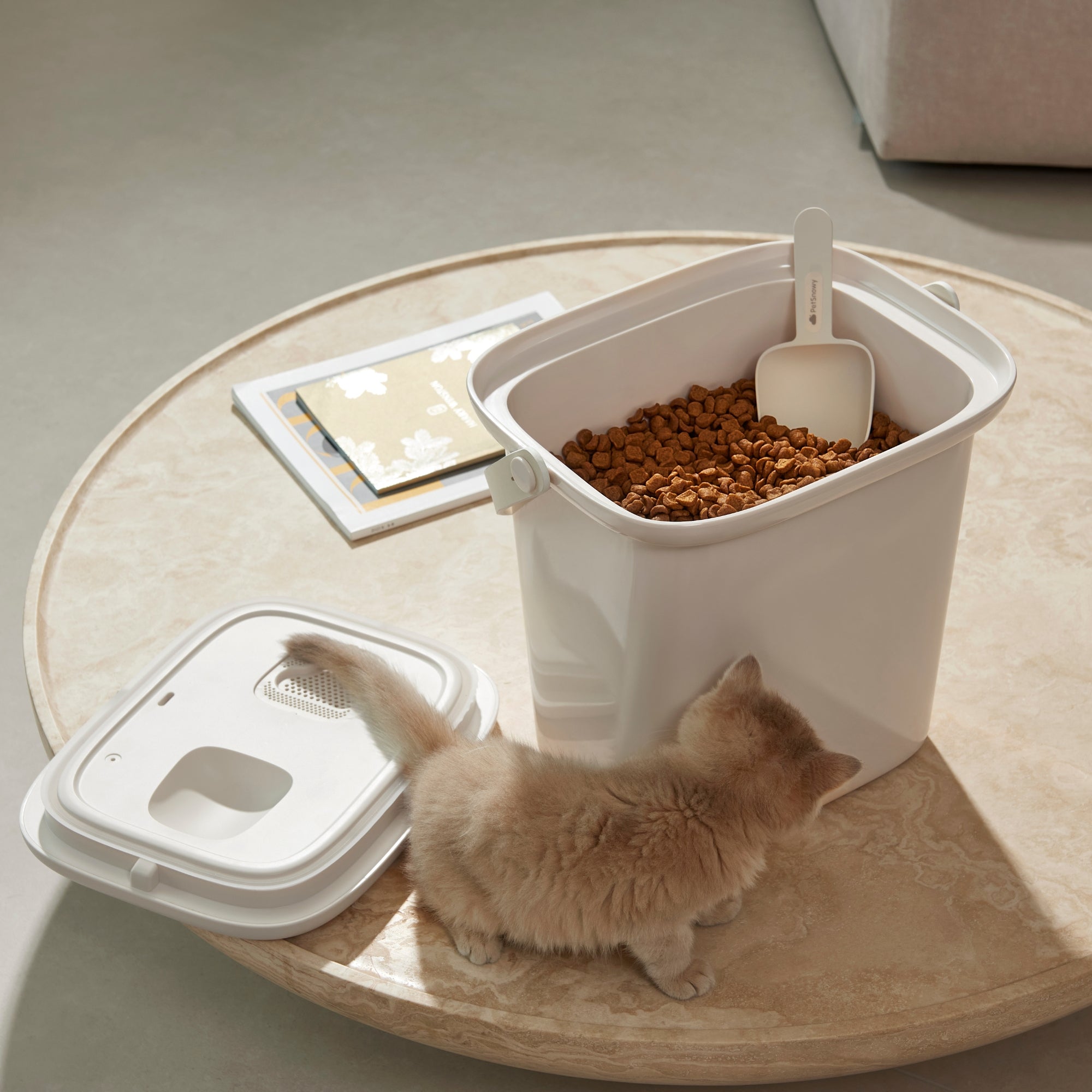 Petsnowy Pet Food Vacuum Container